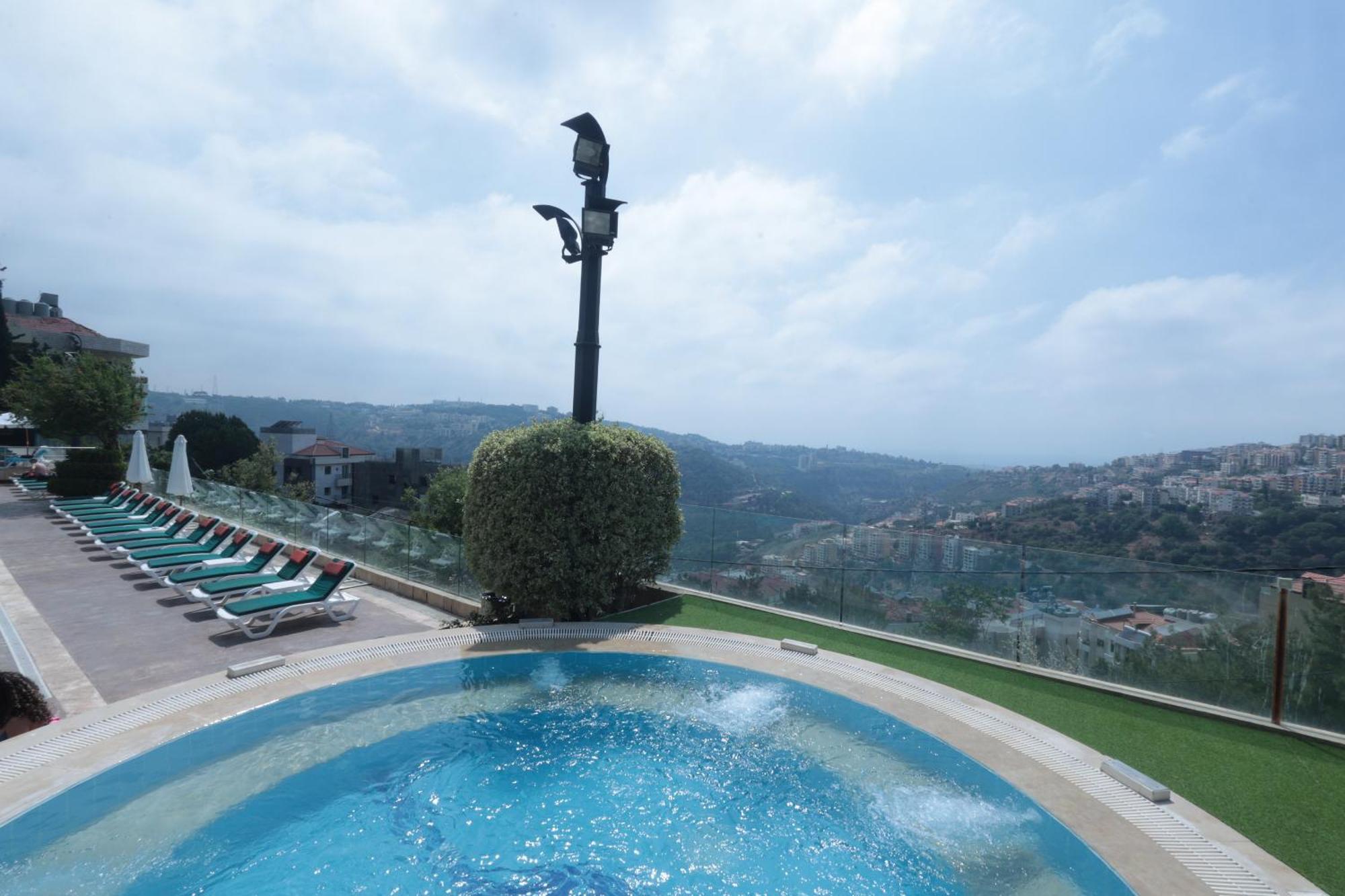 Monteverde Hotel Beit Mery Dış mekan fotoğraf